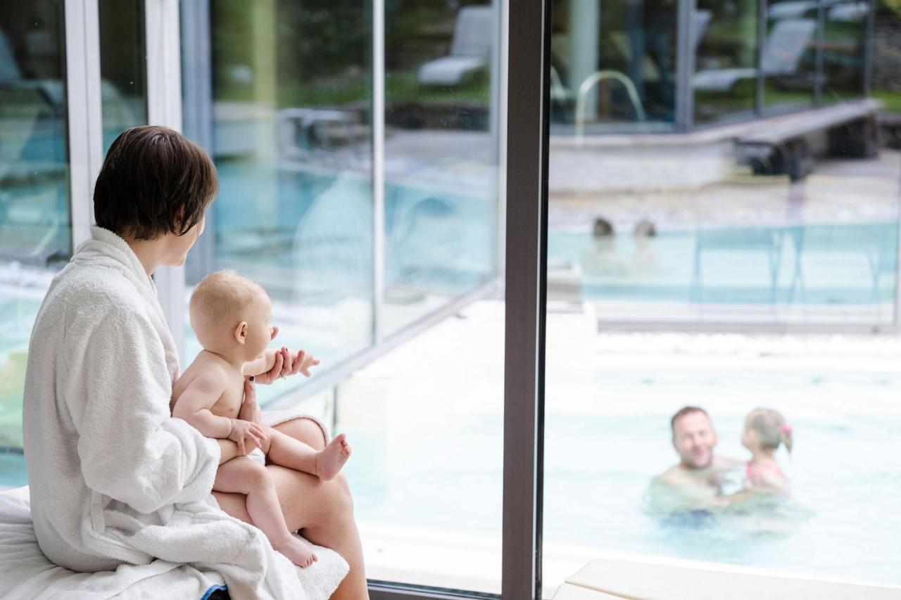Alpholiday Dolomiti Wellness & Family Hotel Dimaro Eksteriør billede